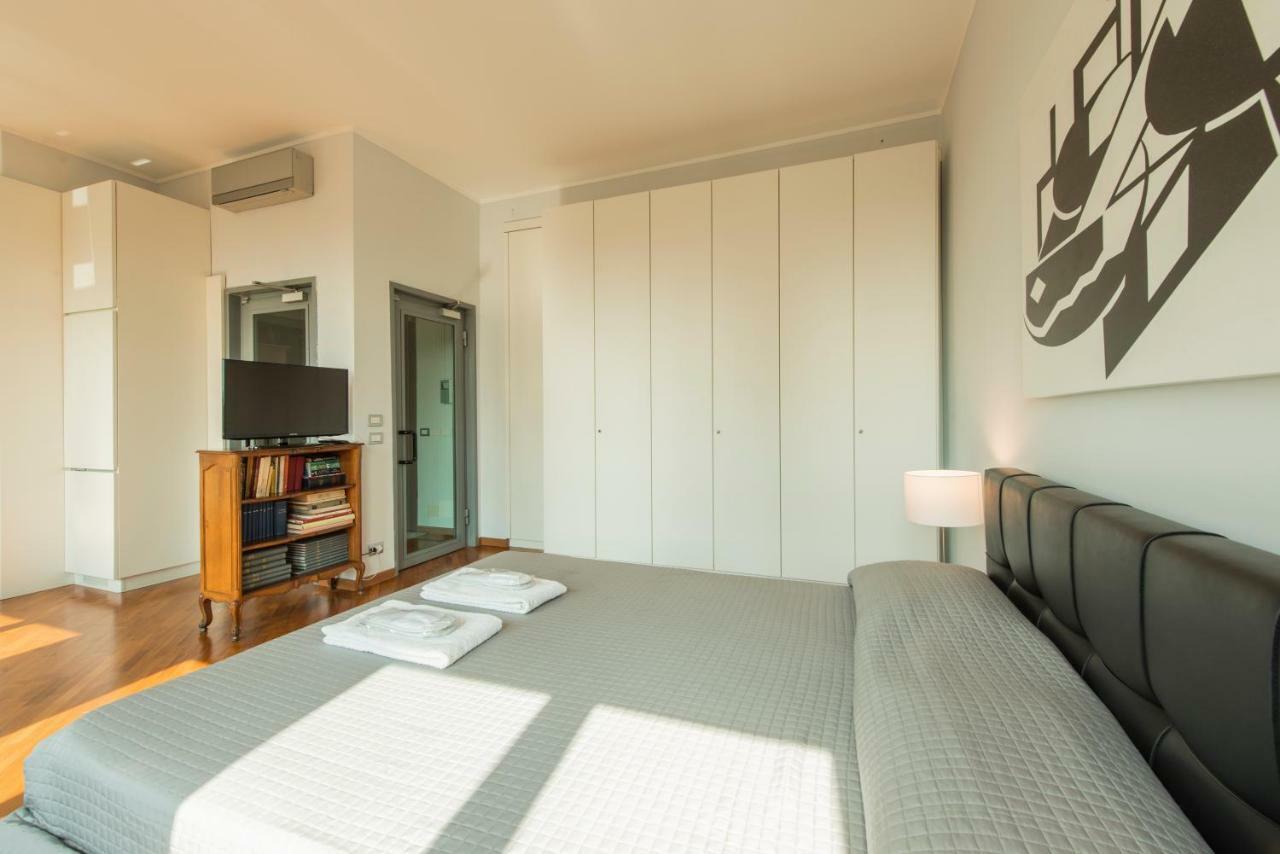 Bnbutler - Duomo Apartment - Galleria Unione Milan Exterior photo