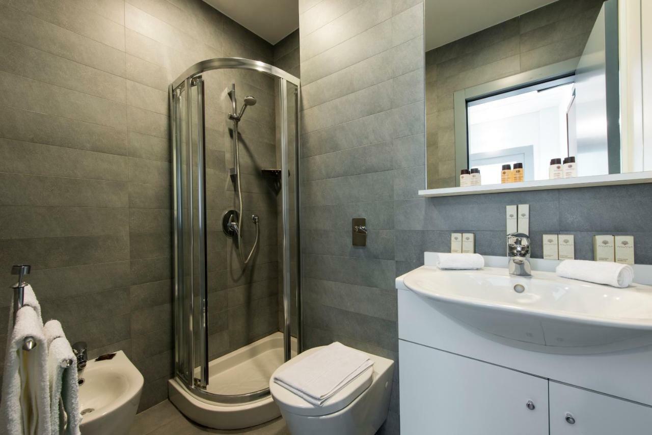 Bnbutler - Duomo Apartment - Galleria Unione Milan Exterior photo